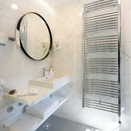 Hotel Gradska Цетине Экстерьер фото