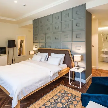 Hotel Gradska Цетине Экстерьер фото