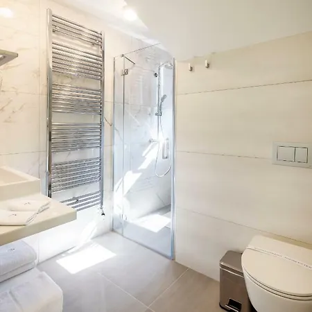 Hotel Gradska Цетине Экстерьер фото